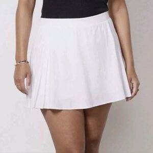 NWT Spanx Get Moving White Pleated Active Skirt Size XL
